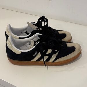 Adidas Samba Black and Cream Women’s Size 7 Sneakers BRAND NEW